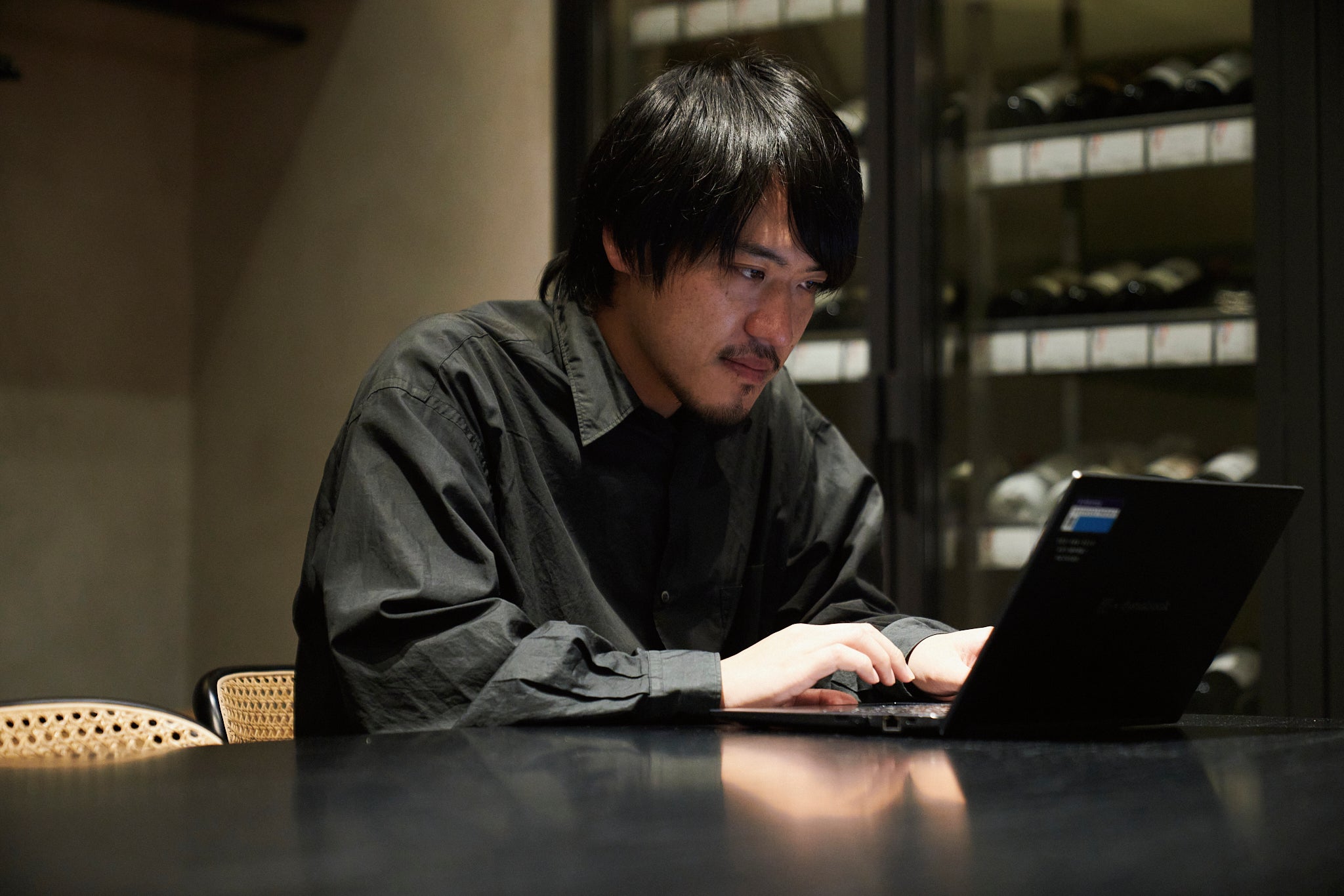 スタッフ　本名 凌人　| THE CELLAR online store｜ワイン通販