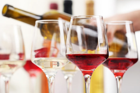ワインのアルコール度数は？種類別の目安やお酒が苦手な人でも楽しめる方法も紹介